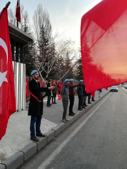 ŞEHİTLERİMİZ İÇİN NÖBETTEYİZ !