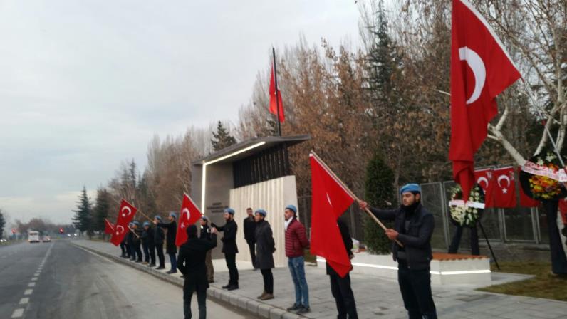 ŞEHİTLERİMİZ İÇİN NÖBETTEYİZ !